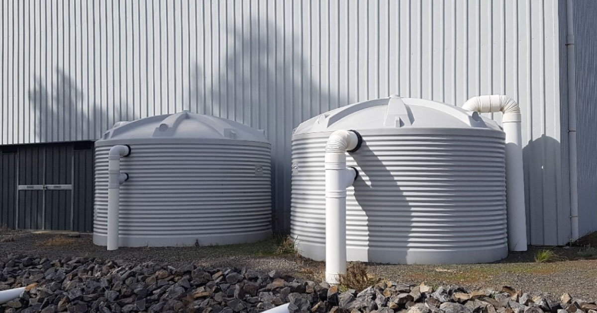 RWT13600 - In-Situ-Web (tanks beside shed, wide shot, pipeworks, industrial-2)