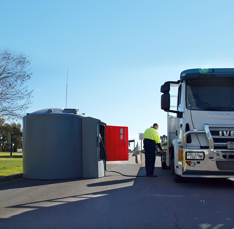 Polymaster Diesel Bunded Tank being used to fill a trailer truck